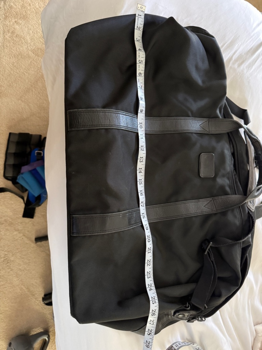Tumi Black carry On or Weekend Bag with Leather Trim - Picture 8 of 13